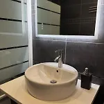 Parisian 4 People - Marais Metro Center Апартаменты Париж