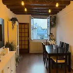Апартаменты Parisian 4 People - Marais Metro Center *