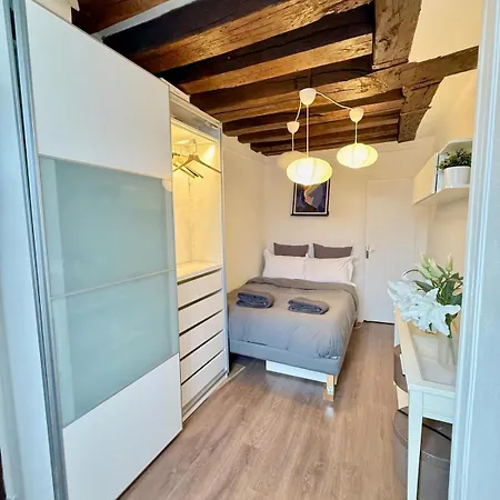 Apartamento Parisian 4 People - Marais Metro Center