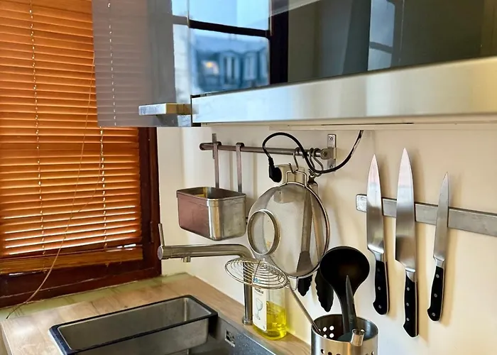 Parisian 4 People - Marais Metro Center Paříž